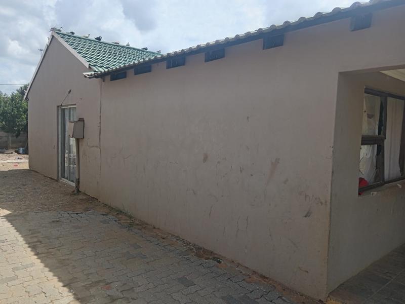 4 Bedroom Property for Sale in Bronville Free State